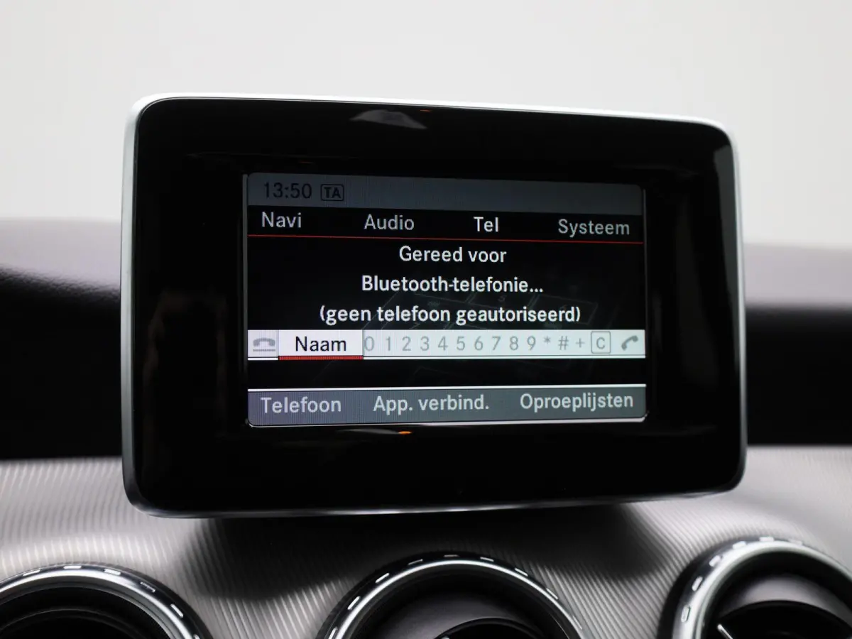 180 Ambition | Automaat | Navigatie | Airco | Bluetooth | Parkeersensoren |