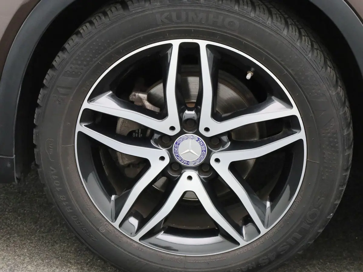 180 Ambition | Automaat | Navigatie | Airco | Bluetooth | Parkeersensoren |
