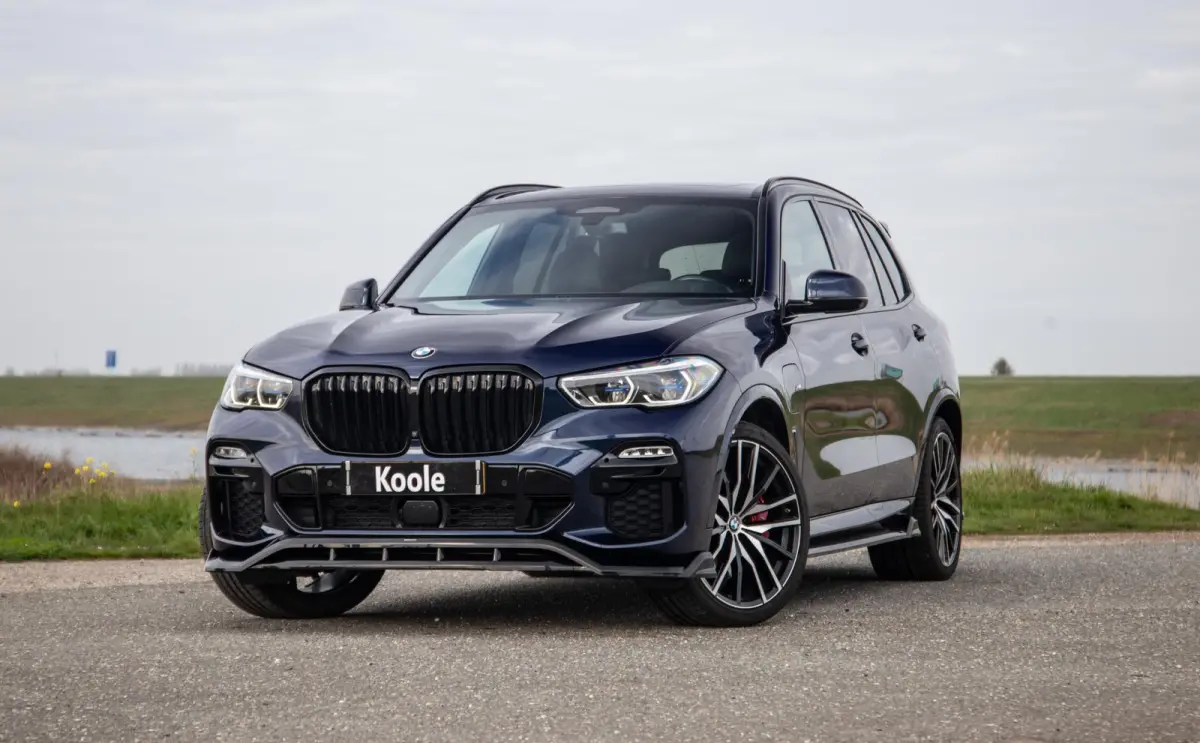 xDrive45e High Executive SKY LOUNGE / LASER / 4 WIELSTURING / DIMAND POOK / LEDER / MAXTON / M PAKKET