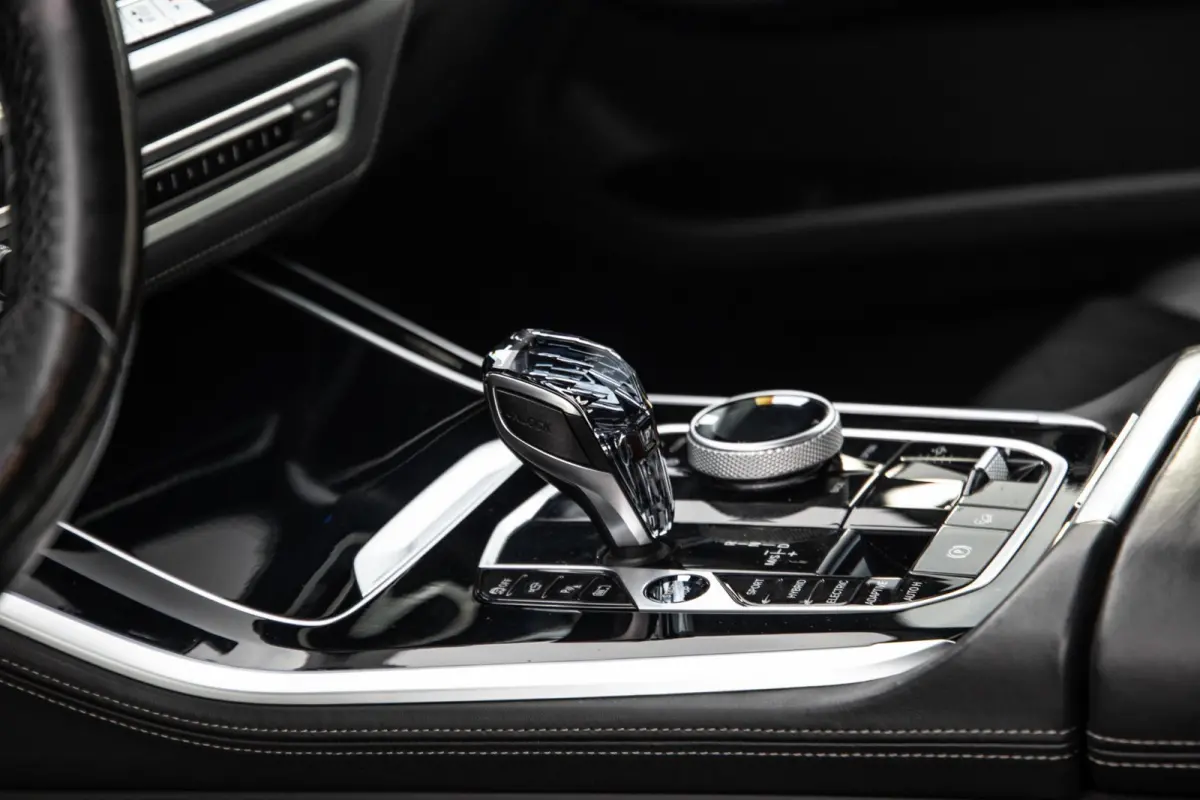 xDrive45e High Executive SKY LOUNGE / LASER / 4 WIELSTURING / DIMAND POOK / LEDER / MAXTON / M PAKKET