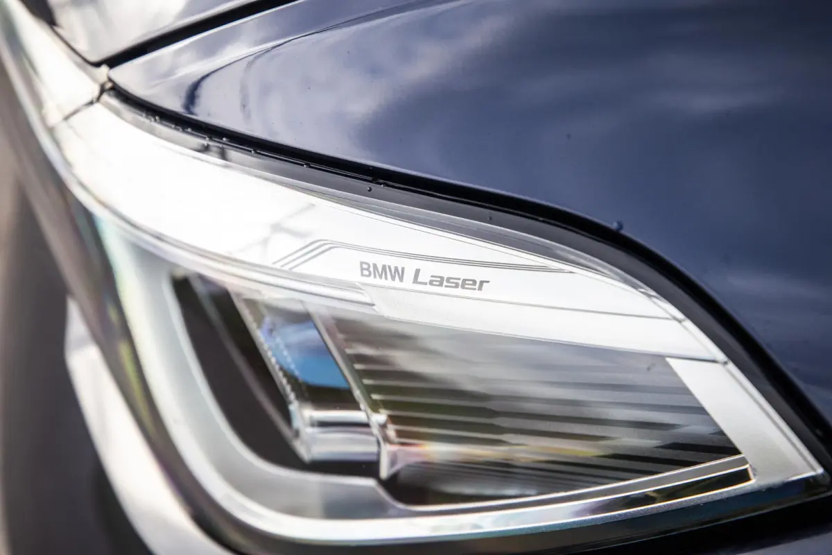 xDrive45e High Executive SKY LOUNGE / LASER / 4 WIELSTURING / DIMAND POOK / LEDER / MAXTON / M PAKKET