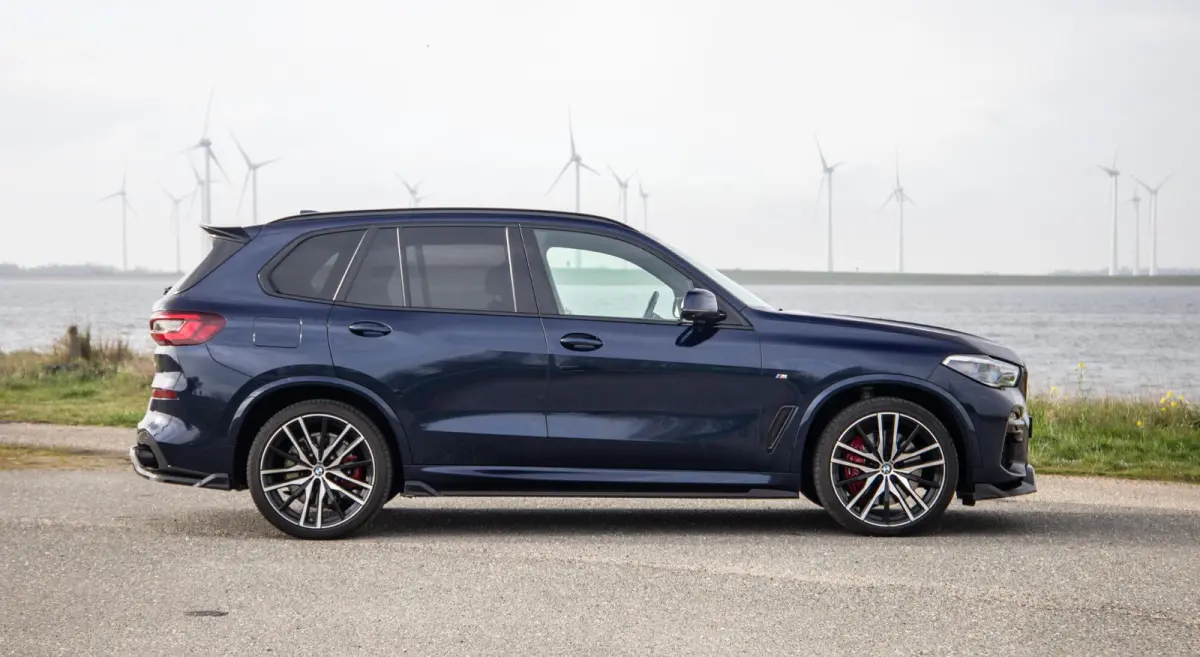 xDrive45e High Executive SKY LOUNGE / LASER / 4 WIELSTURING / DIMAND POOK / LEDER / MAXTON / M PAKKET