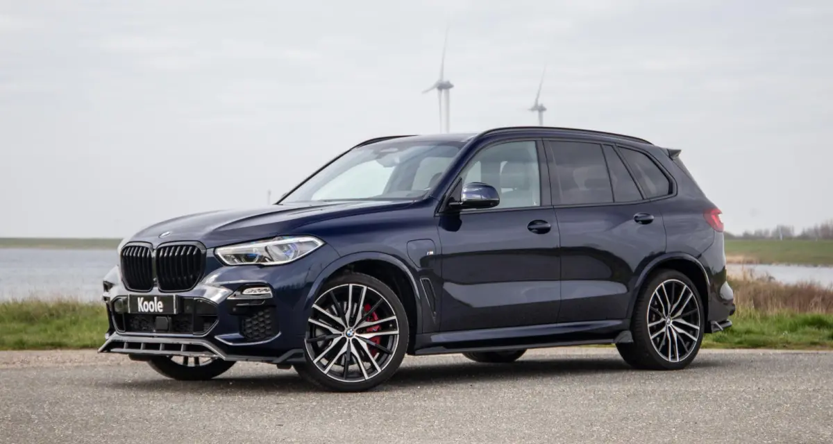 xDrive45e High Executive SKY LOUNGE / LASER / 4 WIELSTURING / DIMAND POOK / LEDER / MAXTON / M PAKKET
