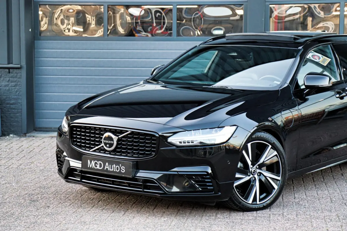 2.0 T6 Plug-in hybrid AWD R-Design /LED/PANODAK/HARMAN-KARDON/360 CAMERA/STOEL+STUURVERW./KEYLESS!