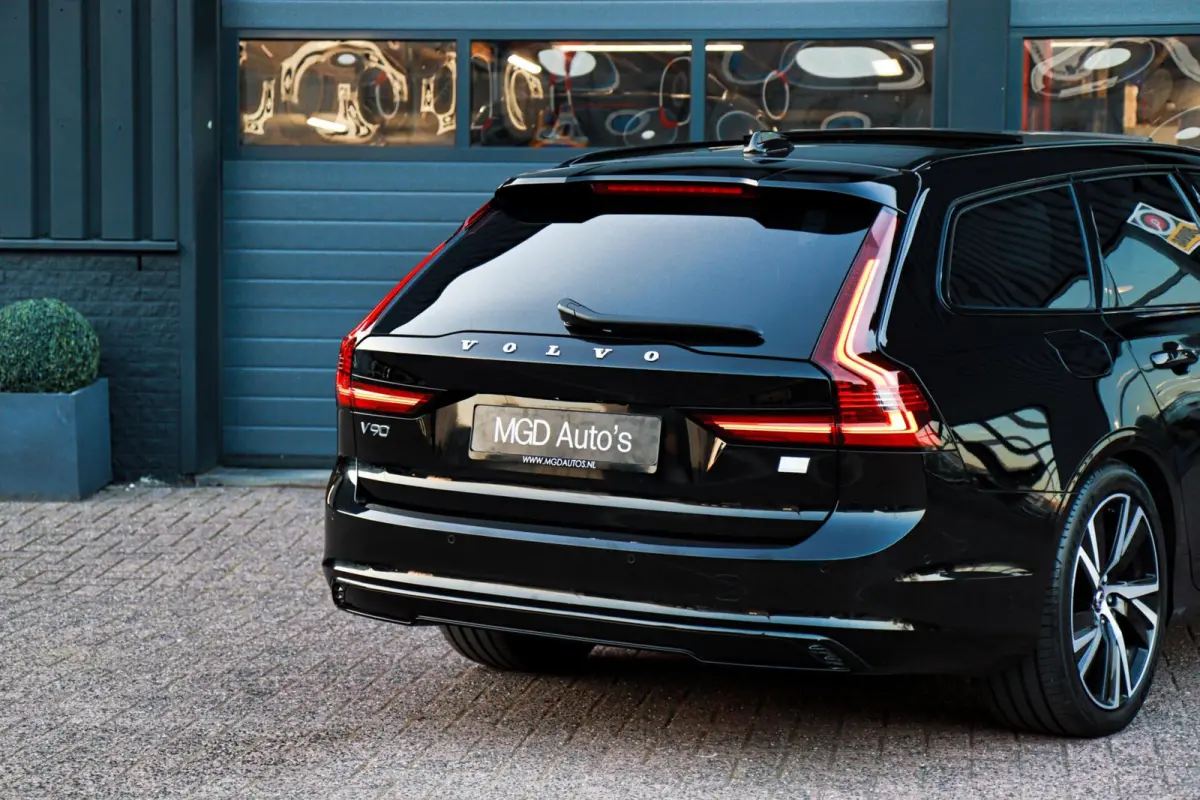 2.0 T6 Plug-in hybrid AWD R-Design /LED/PANODAK/HARMAN-KARDON/360 CAMERA/STOEL+STUURVERW./KEYLESS!