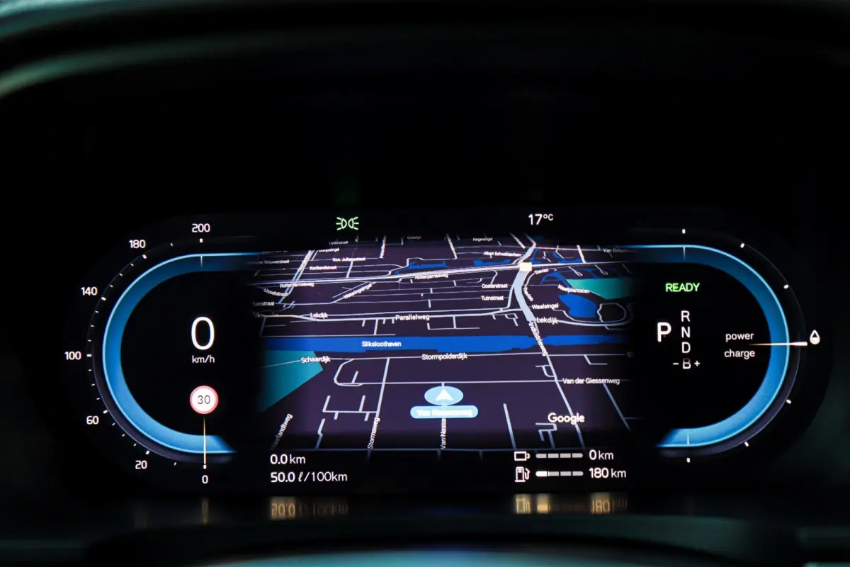 2.0 T6 Plug-in hybrid AWD R-Design /LED/PANODAK/HARMAN-KARDON/360 CAMERA/STOEL+STUURVERW./KEYLESS!