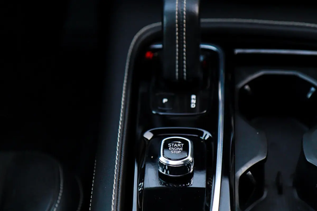 2.0 T6 Plug-in hybrid AWD R-Design /LED/PANODAK/HARMAN-KARDON/360 CAMERA/STOEL+STUURVERW./KEYLESS!