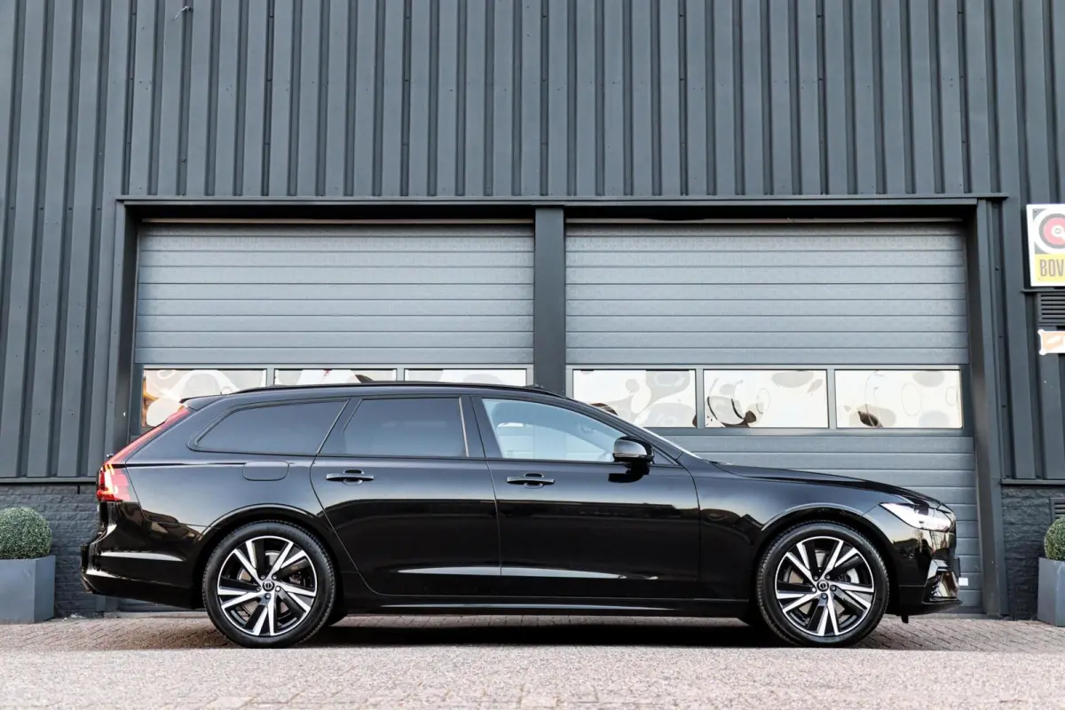2.0 T6 Plug-in hybrid AWD R-Design /LED/PANODAK/HARMAN-KARDON/360 CAMERA/STOEL+STUURVERW./KEYLESS!
