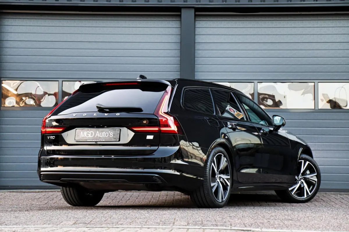 2.0 T6 Plug-in hybrid AWD R-Design /LED/PANODAK/HARMAN-KARDON/360 CAMERA/STOEL+STUURVERW./KEYLESS!
