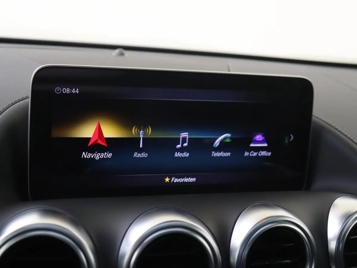 4.0 S Premium /Distronic /Memory /Digitale cockpit /Burmester /AMG Ride control