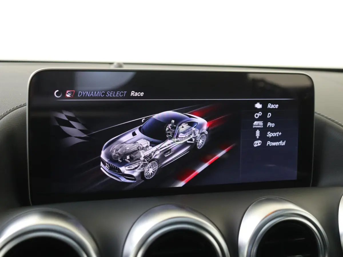 4.0 S Premium /Distronic /Memory /Digitale cockpit /Burmester /AMG Ride control