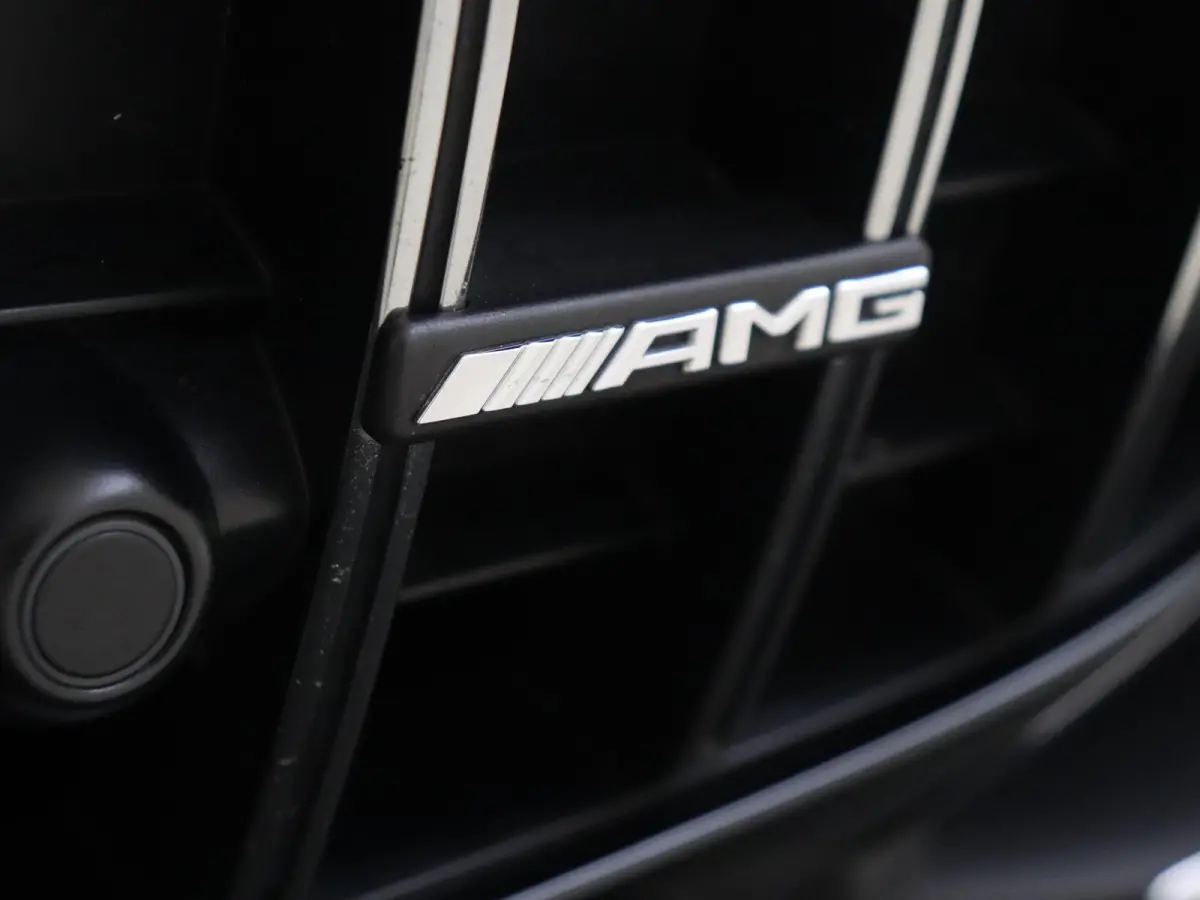 4.0 S Premium /Distronic /Memory /Digitale cockpit /Burmester /AMG Ride control
