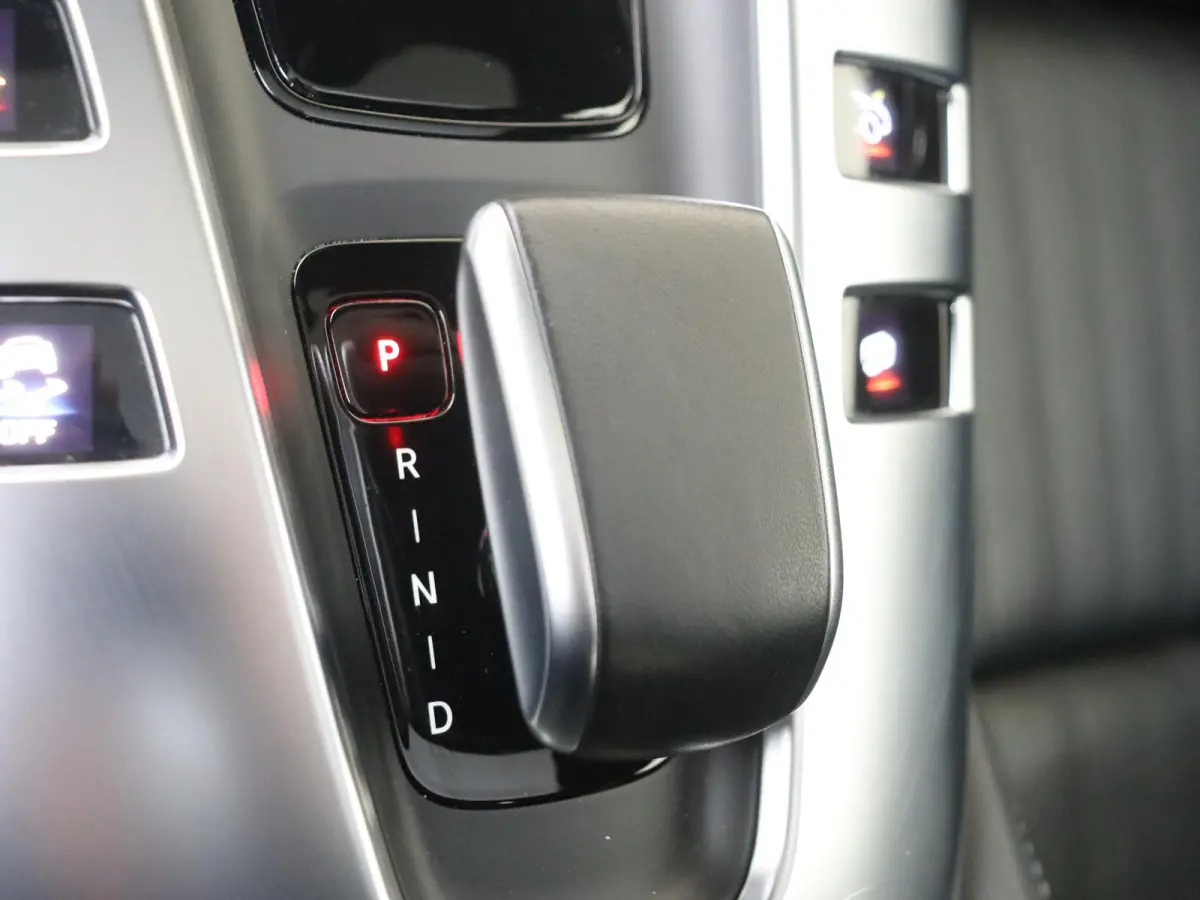4.0 S Premium /Distronic /Memory /Digitale cockpit /Burmester /AMG Ride control