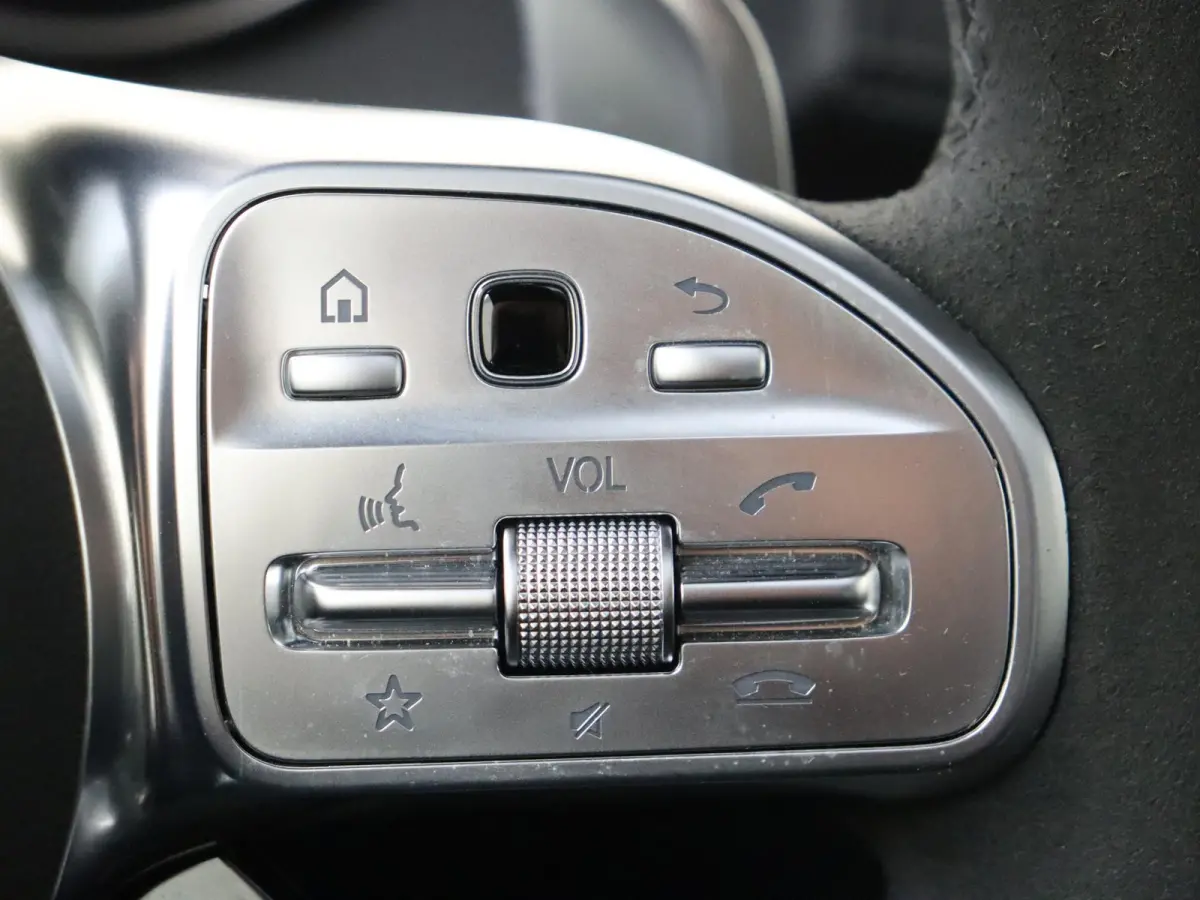 4.0 S Premium /Distronic /Memory /Digitale cockpit /Burmester /AMG Ride control