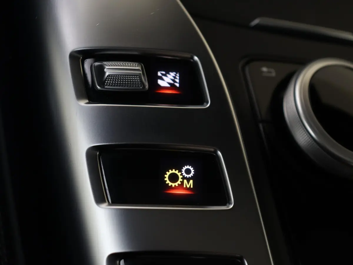 4.0 S Premium /Distronic /Memory /Digitale cockpit /Burmester /AMG Ride control