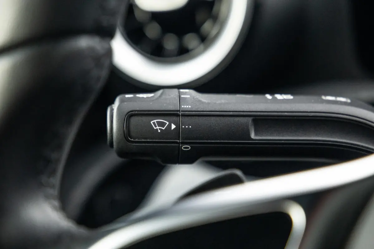 250 e Business Line AUTOMAAT / LEDER / CRUISE CONTROLE / CAMERA / CARPLAY