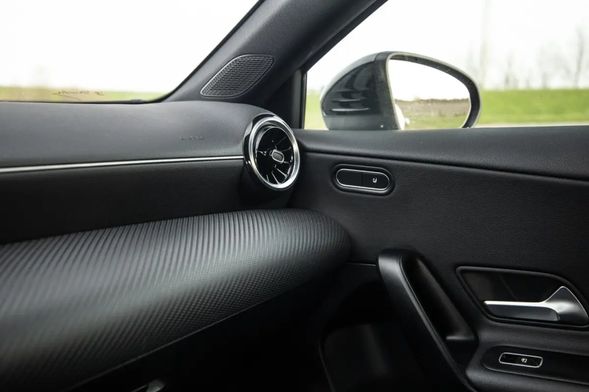 250 e Business Line AUTOMAAT / LEDER / CRUISE CONTROLE / CAMERA / CARPLAY