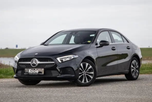 250 e Business Line AUTOMAAT / LEDER / CRUISE CONTROLE / CAMERA / CARPLAY