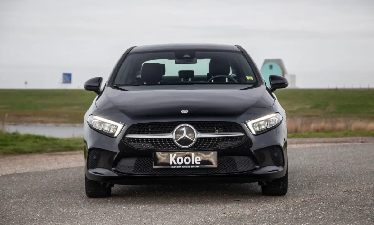 250 e Business Line AUTOMAAT / LEDER / CRUISE CONTROLE / CAMERA / CARPLAY
