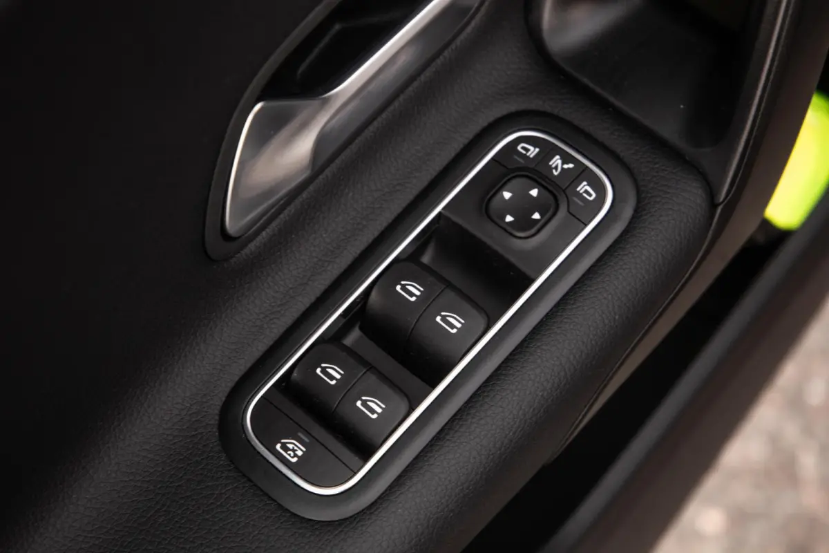 250 e Business Line AUTOMAAT / LEDER / CRUISE CONTROLE / CAMERA / CARPLAY