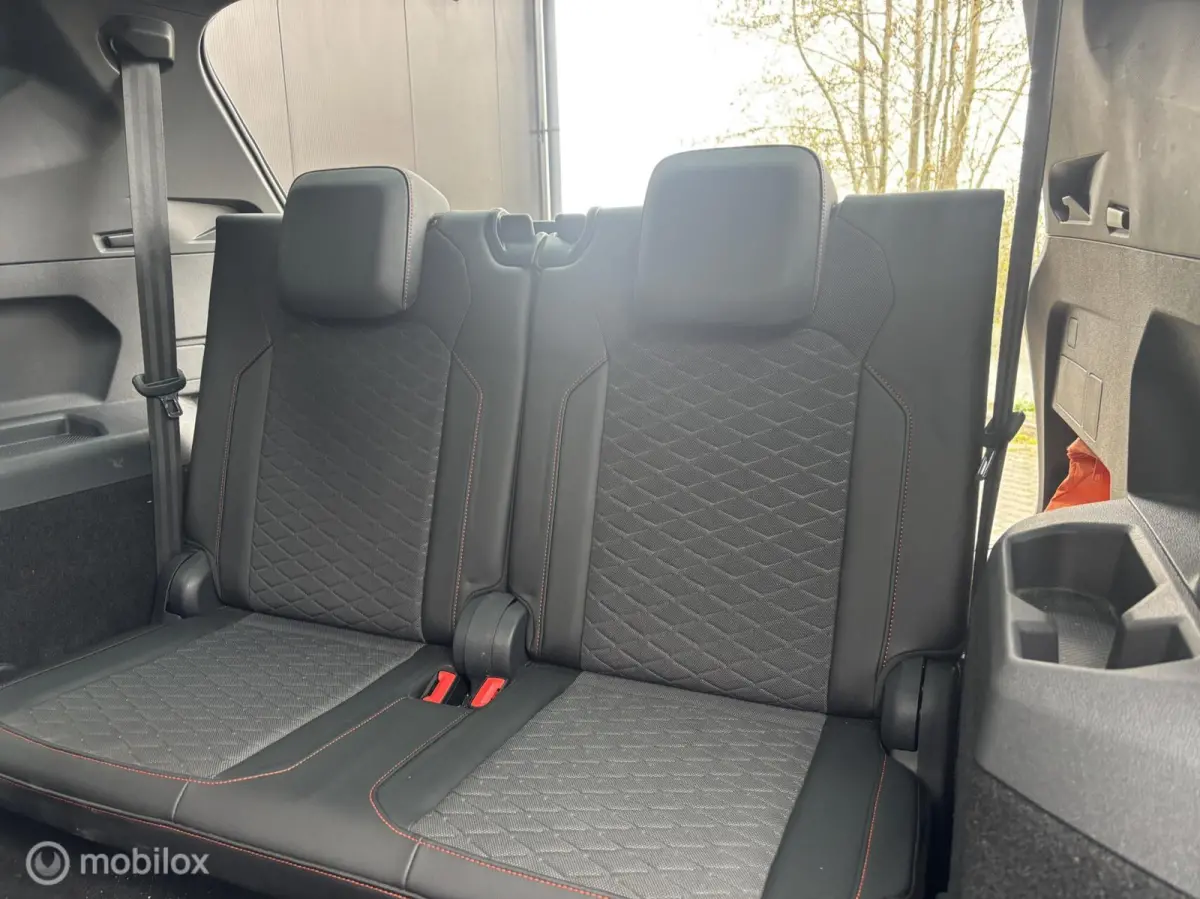 1.5 TSI FR Business Intense 7p.|Pano| Virtual