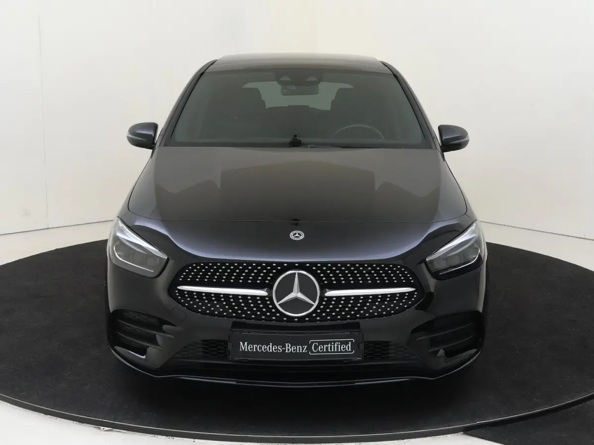180 Business Solution AMG /Panoramadak /19 Inch /Nightpakket
