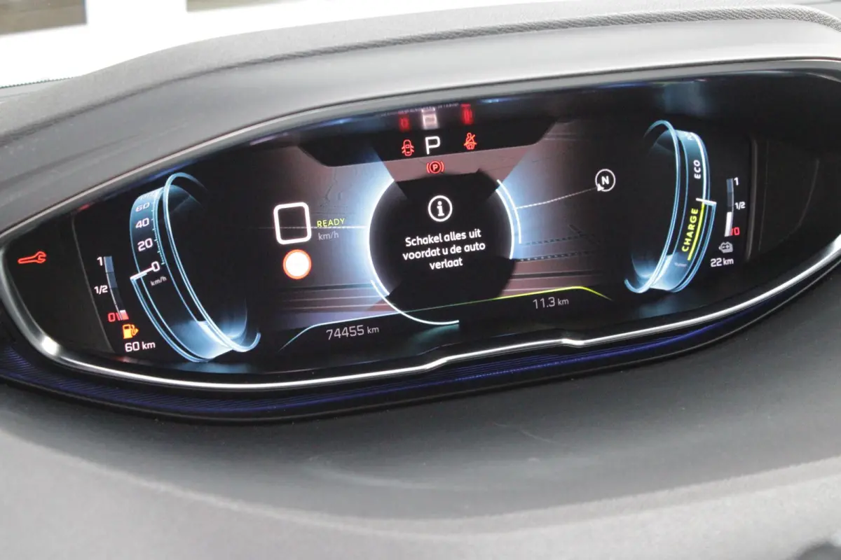 1.6 HYbrid4 300PK GT PACK BUSINESS | CAMERA VOOR + ACHTER | APPLE CARPLAY/ANDROID AUTO | ELEKTRISCH BEDIENBARE ACHTERKLEP | ADAPTIVE CRUISE CONTROL | 18" LICHTMETALEN VELGEN | FULL LED KOPLA
