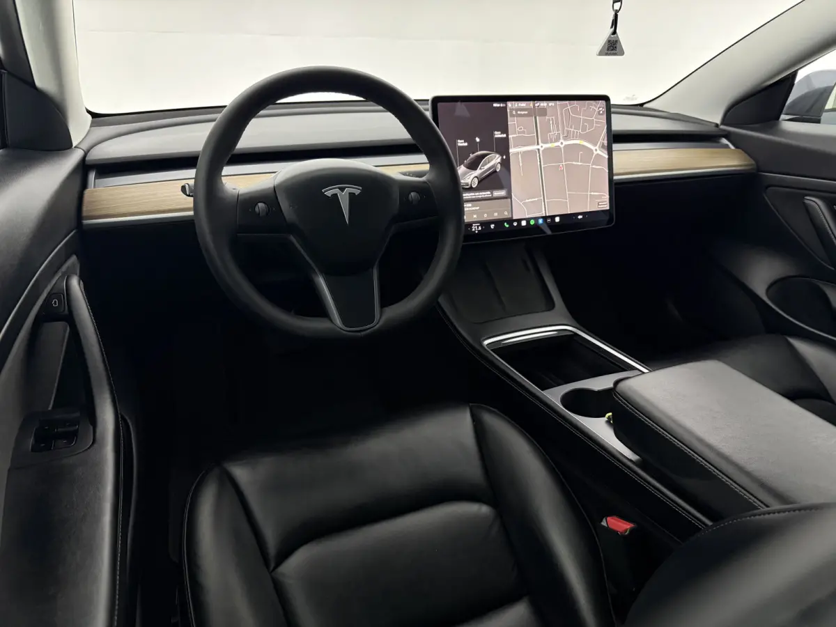 Standard RWD Plus 60 kWh | Autopilot | Snelladen | SOH 89% | Pano | Camera | Memory | Navi | Stoelverw.