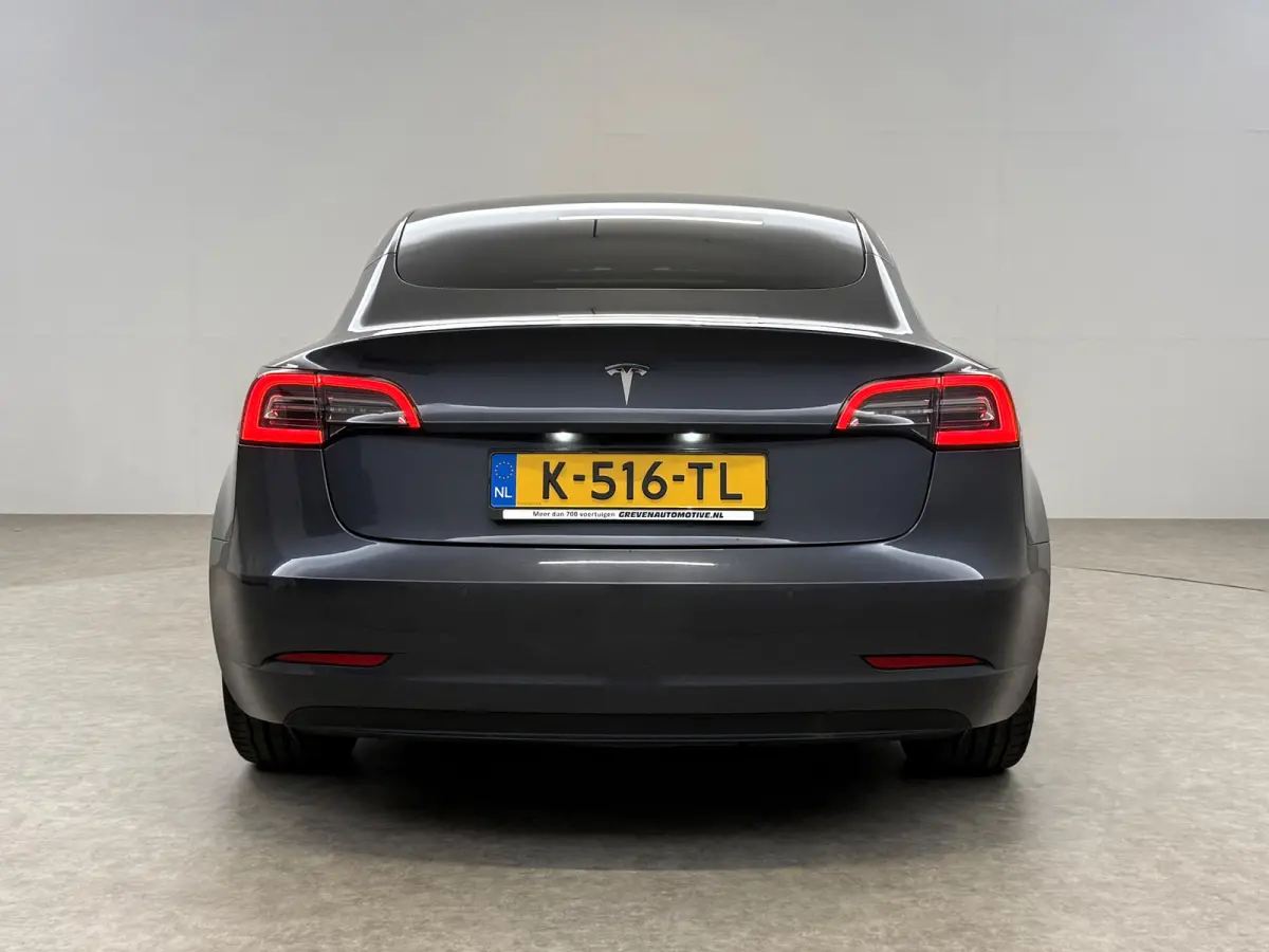 Standard RWD Plus 60 kWh | Autopilot | Snelladen | SOH 89% | Pano | Camera | Memory | Navi | Stoelverw.