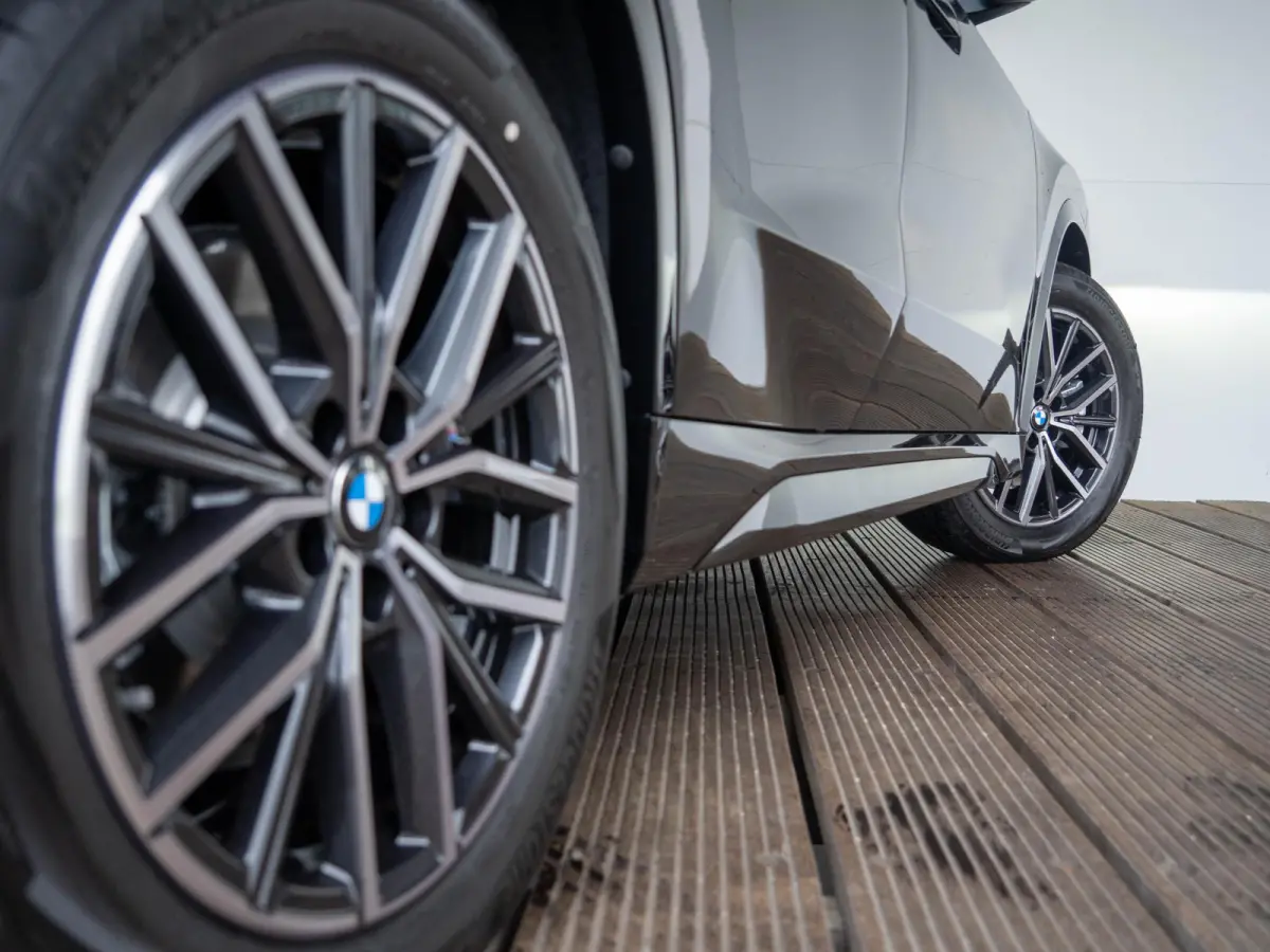 xDrive25e | M Sportpakket | Comfort Pack | Harman-Kardon | Stuurwielrand verwarmd | Comfort Access | Achteruitrijcamera | Panoramadak | Trekhaak