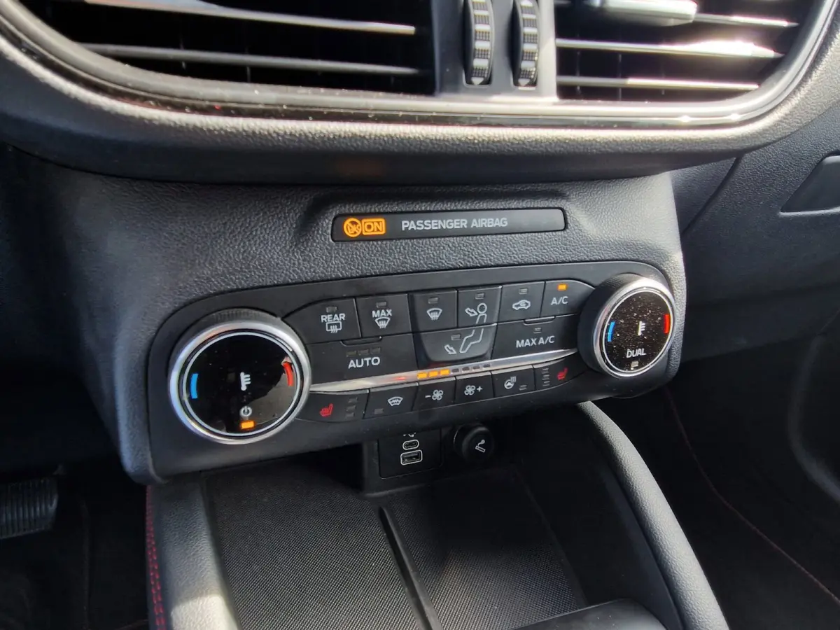 2.0 EcoBlue ST-Line 120PK AUT 2WD /1e EIG