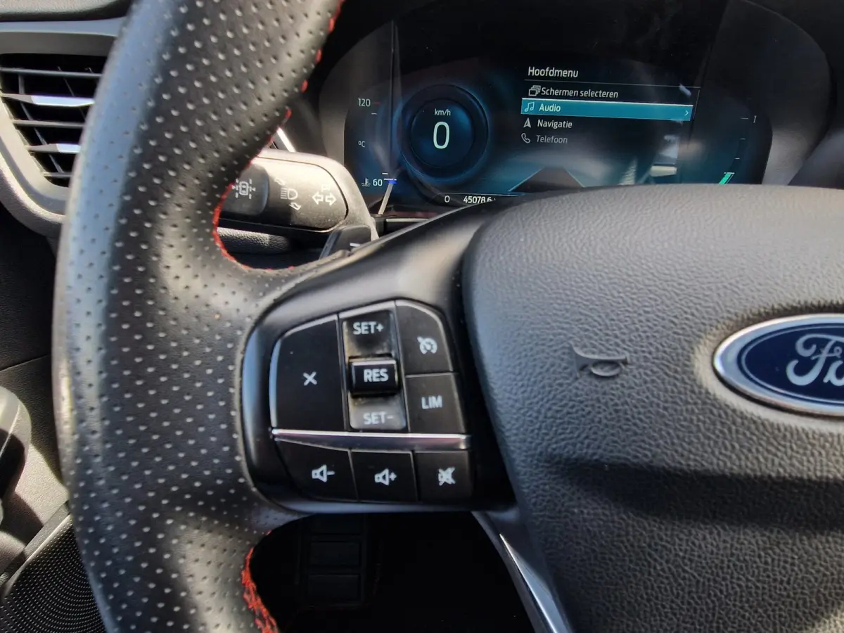 2.0 EcoBlue ST-Line 120PK AUT 2WD /1e EIG