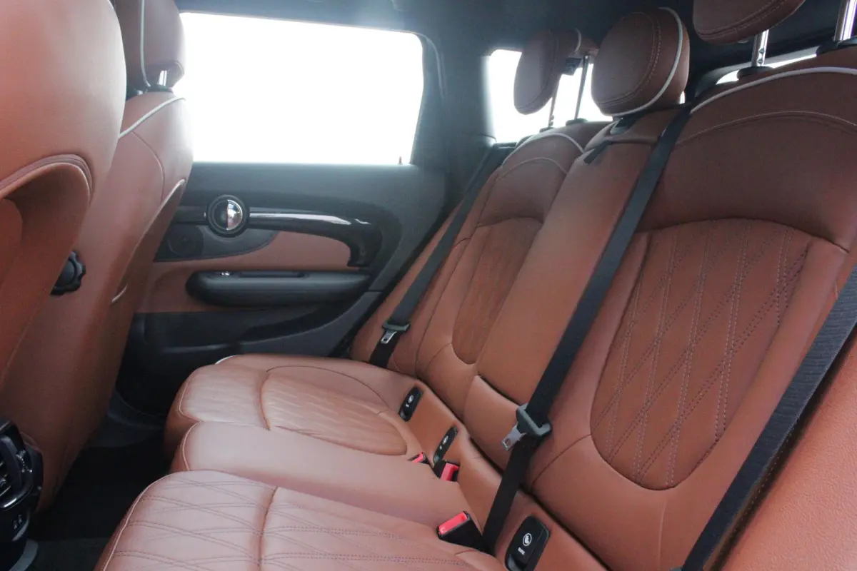 1.5 136PK AUTOMAAT COOPER RICHMOND PARK EDITION | PANORAMISCH SCHUIF/KANTEL DAK | FULL LEDEREN BEKLEDING "CHESTER MALT BROWN" | ACHTERUITRIJ CAMERA | PARKEERSENSOREN ACHTER | FULL LED KOPLAM