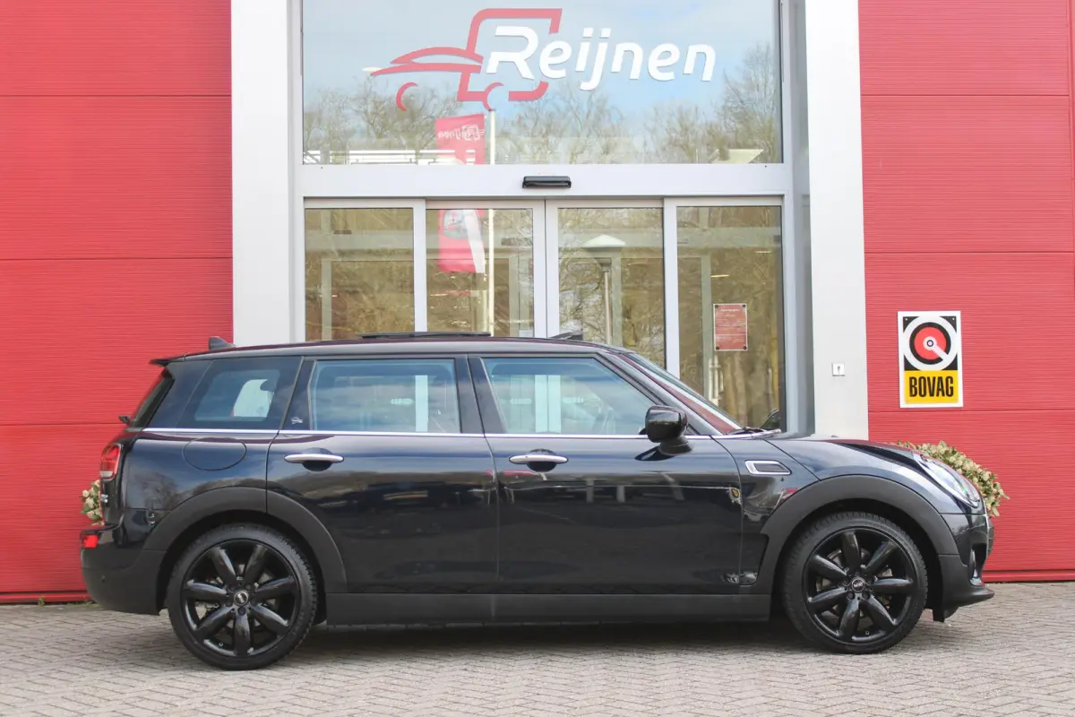 1.5 136PK AUTOMAAT COOPER RICHMOND PARK EDITION | PANORAMISCH SCHUIF/KANTEL DAK | FULL LEDEREN BEKLEDING "CHESTER MALT BROWN" | ACHTERUITRIJ CAMERA | PARKEERSENSOREN ACHTER | FULL LED KOPLAM