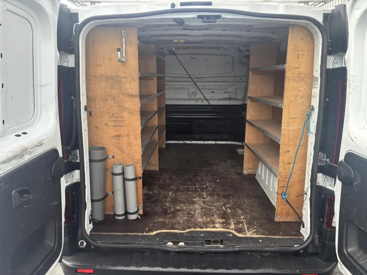 1.6 dCi L1H1*3-PERS*A/C*CRUISE*HAAK*CAM*IMP.*