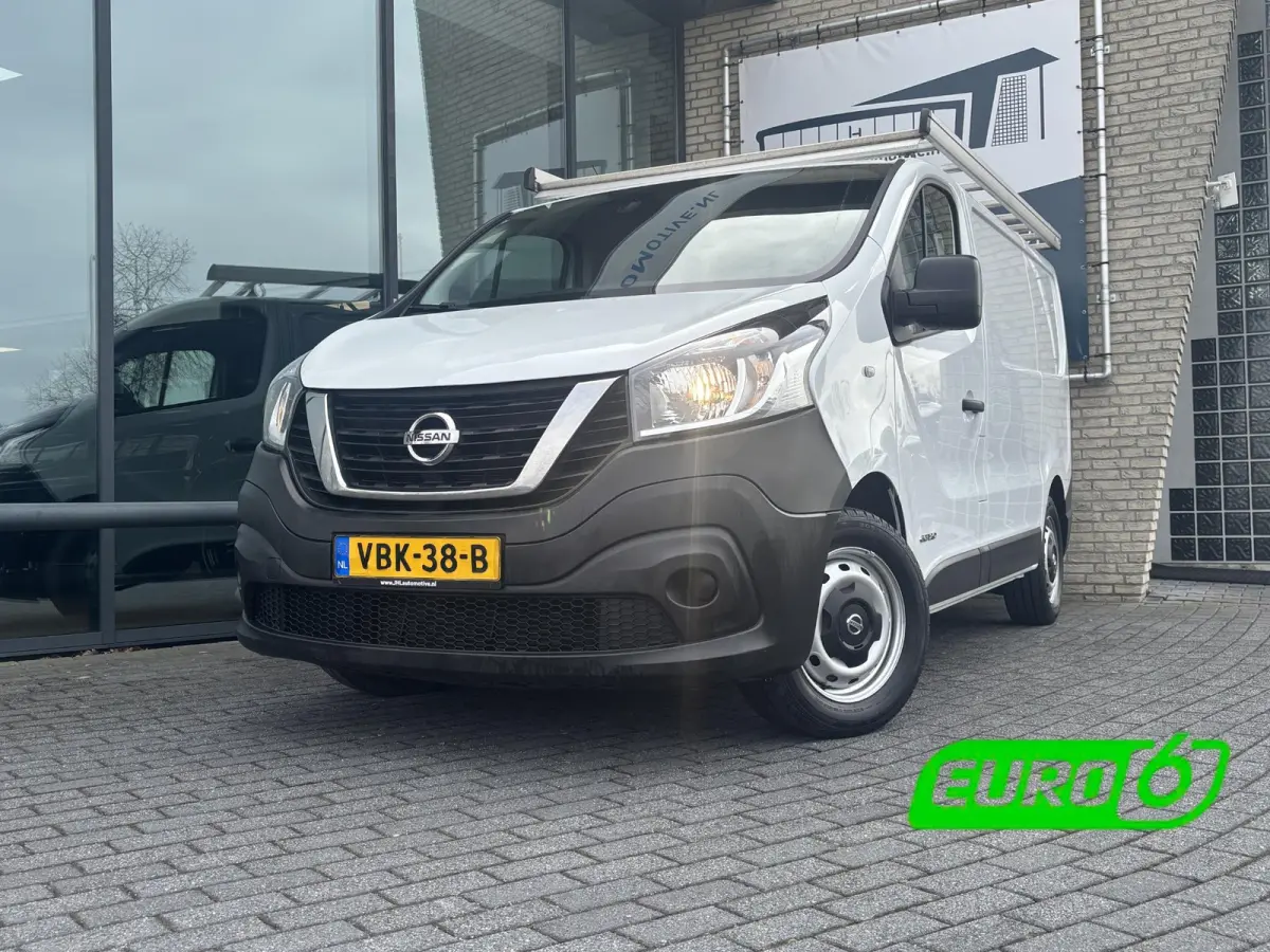 1.6 dCi L1H1*3-PERS*A/C*CRUISE*HAAK*CAM*IMP.*
