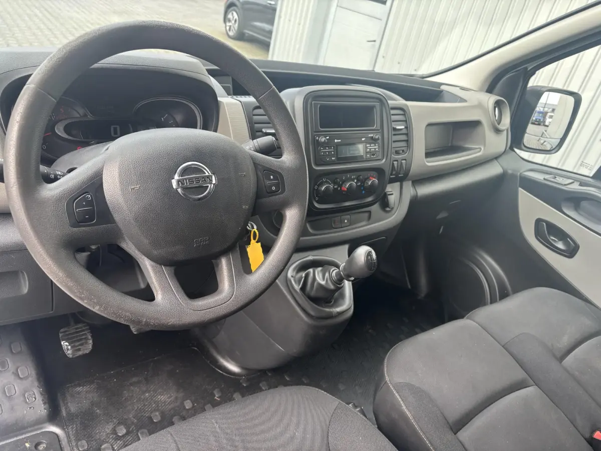 1.6 dCi L1H1*3-PERS*A/C*CRUISE*HAAK*CAM*IMP.*