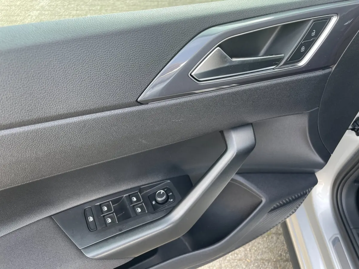 1.0 TSI R-line | Org. NL-auto | panoramadak | R-line interieur + exterieur |