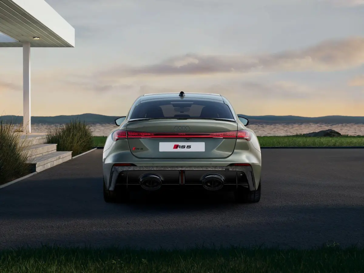 RS 5 Limousine 2.9 e-hybrid 639pk quattro | Optiekpakket Carbon Camouflage | Audi Sport Pakket
