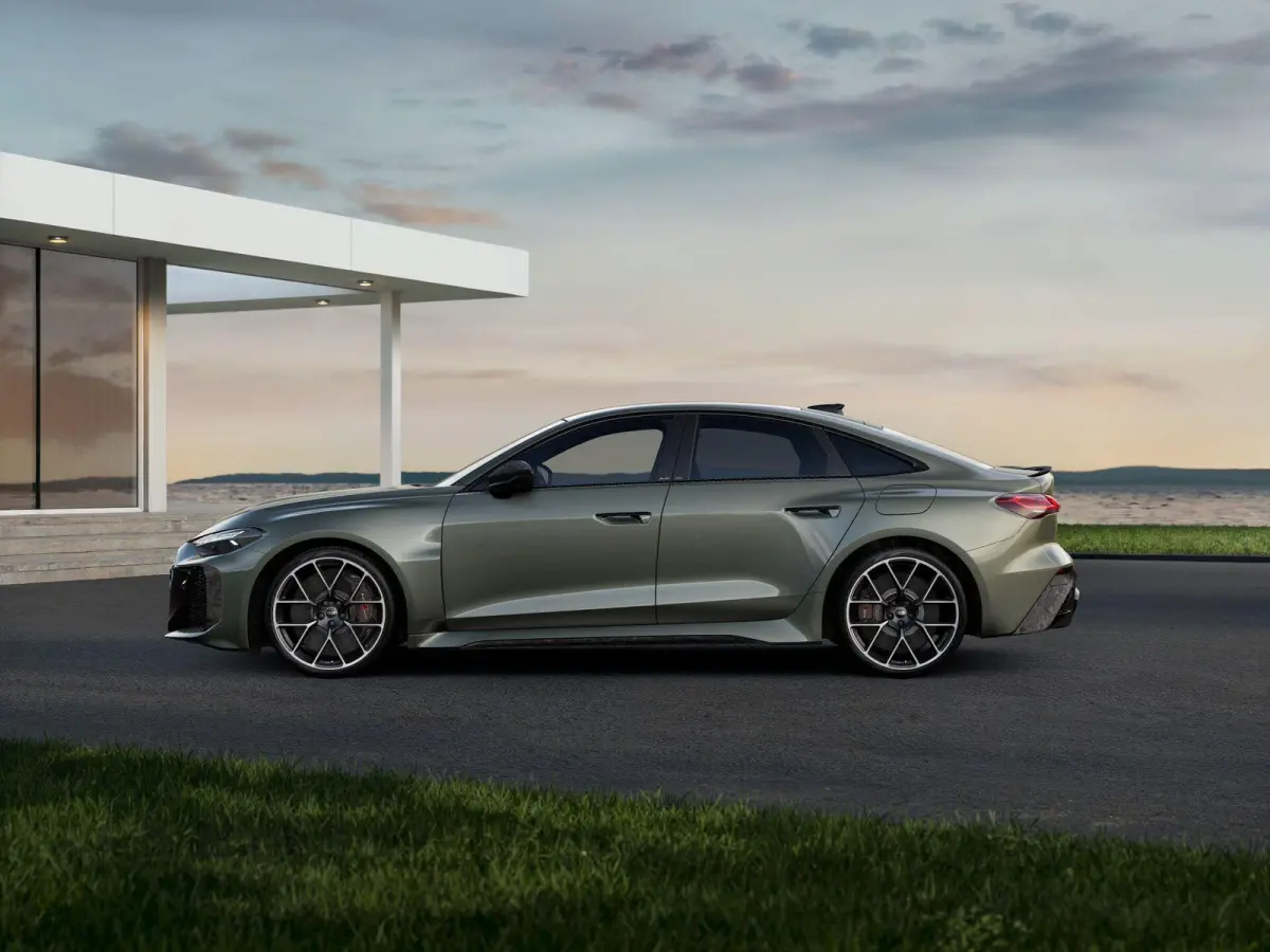 RS 5 Limousine 2.9 e-hybrid 639pk quattro | Optiekpakket Carbon Camouflage | Audi Sport Pakket