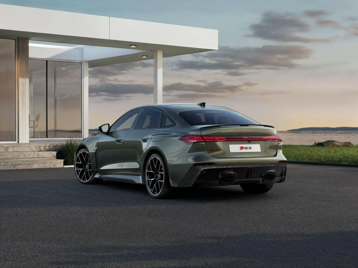 RS 5 Limousine 2.9 e-hybrid 639pk quattro | Optiekpakket Carbon Camouflage | Audi Sport Pakket