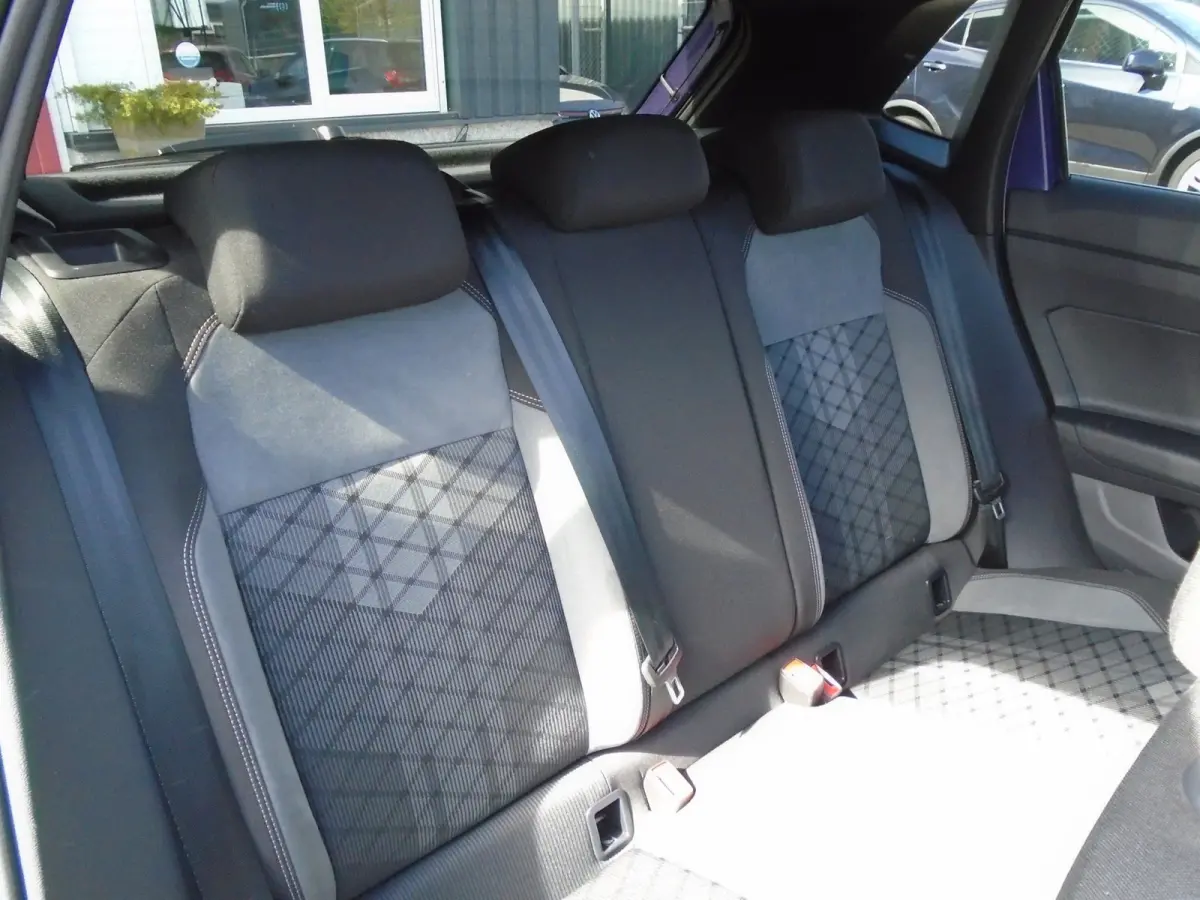 1.0 TSI R-Line (2x) Business,Pano,Automaat