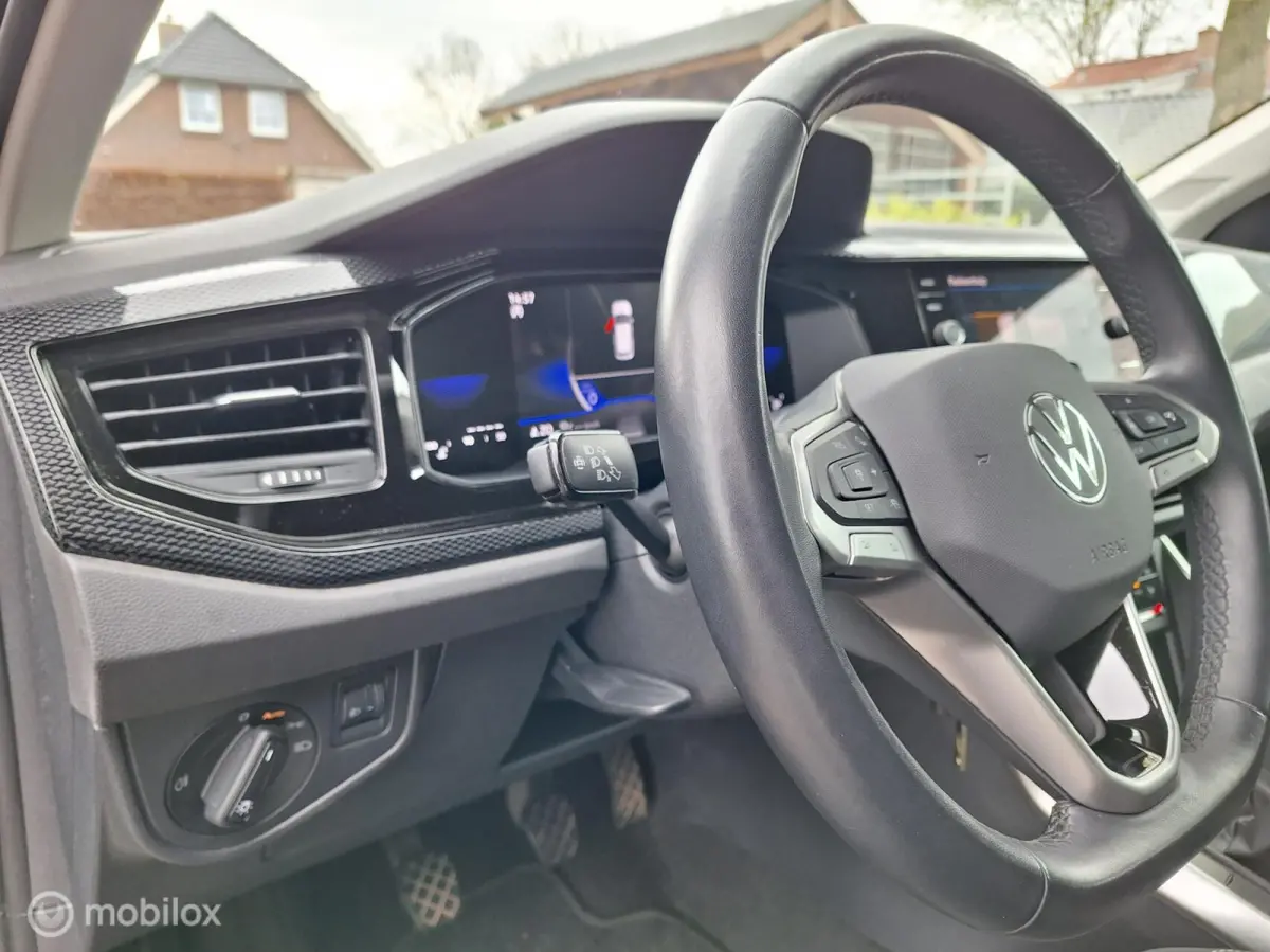 1.0 TSI Life Business Adap. Cruise-Control, Stoelverwarming, Full-Map Navi, Apple-Carplay, Climate-Control, LM-Velgen.