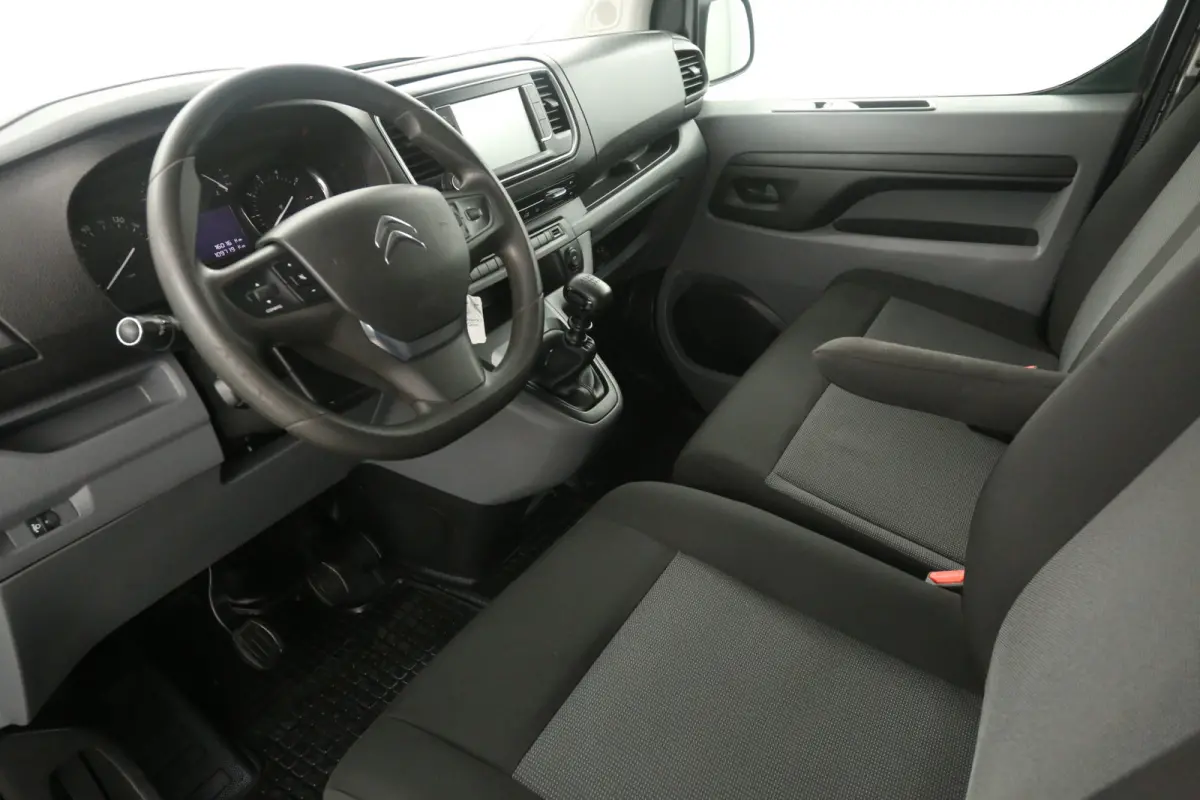 1.5 BlueHDi L3H1 | MARGE | 9 Zits | Incl. BPM | Airco | Cruise | Carplay | Trekhaak | 2xSchuifdeur | Parkeersens.