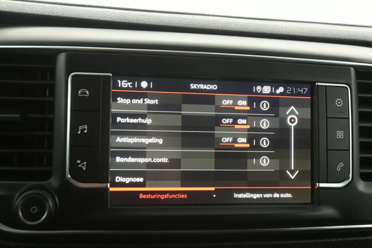 1.5 BlueHDi L3H1 | MARGE | 9 Zits | Incl. BPM | Airco | Cruise | Carplay | Trekhaak | 2xSchuifdeur | Parkeersens.