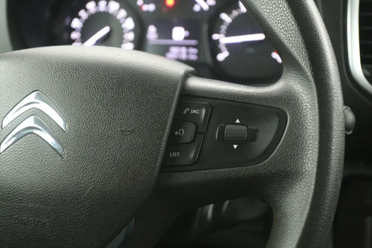 1.5 BlueHDi L3H1 | MARGE | 9 Zits | Incl. BPM | Airco | Cruise | Carplay | Trekhaak | 2xSchuifdeur | Parkeersens.