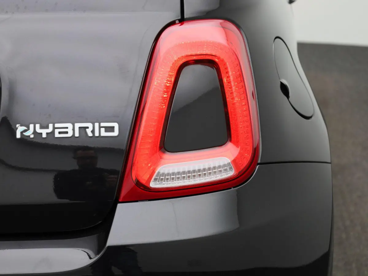 1.0 Hybrid Dolcevita | Apple/Android Play | Cruise | DAB | Panorama Dak | PDC | 12 Maand BOVAG Garantie! |