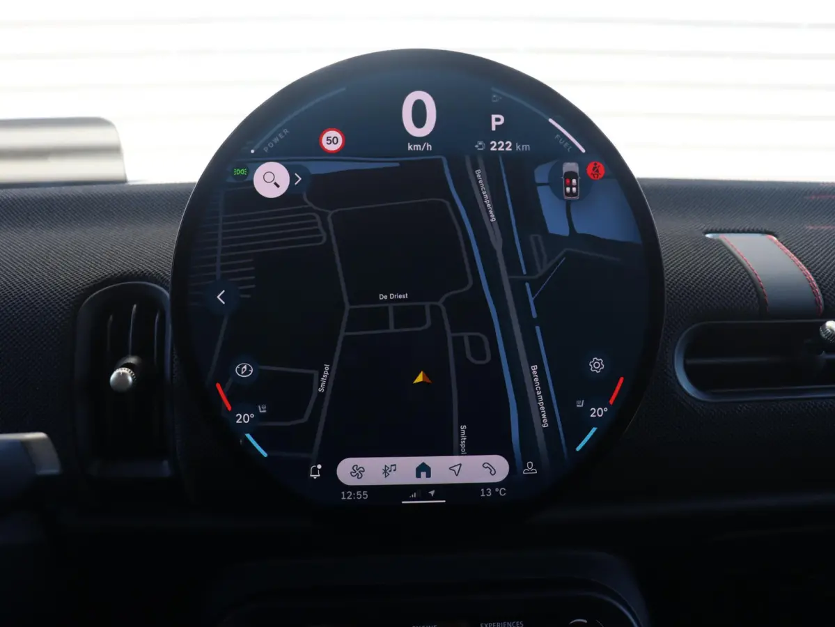 C | John Cooper Works + Pakket M + Harman Kardon + Driving Assisant + Camera + Comfort Access + Head-Up + Stuurwiel Verwarmd + 17" John Cooper Works Sprint Spoke black