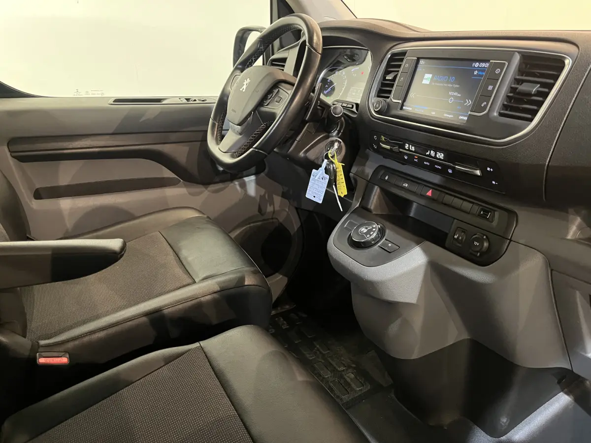 2.0 BlueHDI L2 120 PK Automaat Servicebus / Sortimo Inrichting / Schuifdeur L + R / Euro 6 / Airco / Camera / Cruise Control / CarPlay / 3-Zits