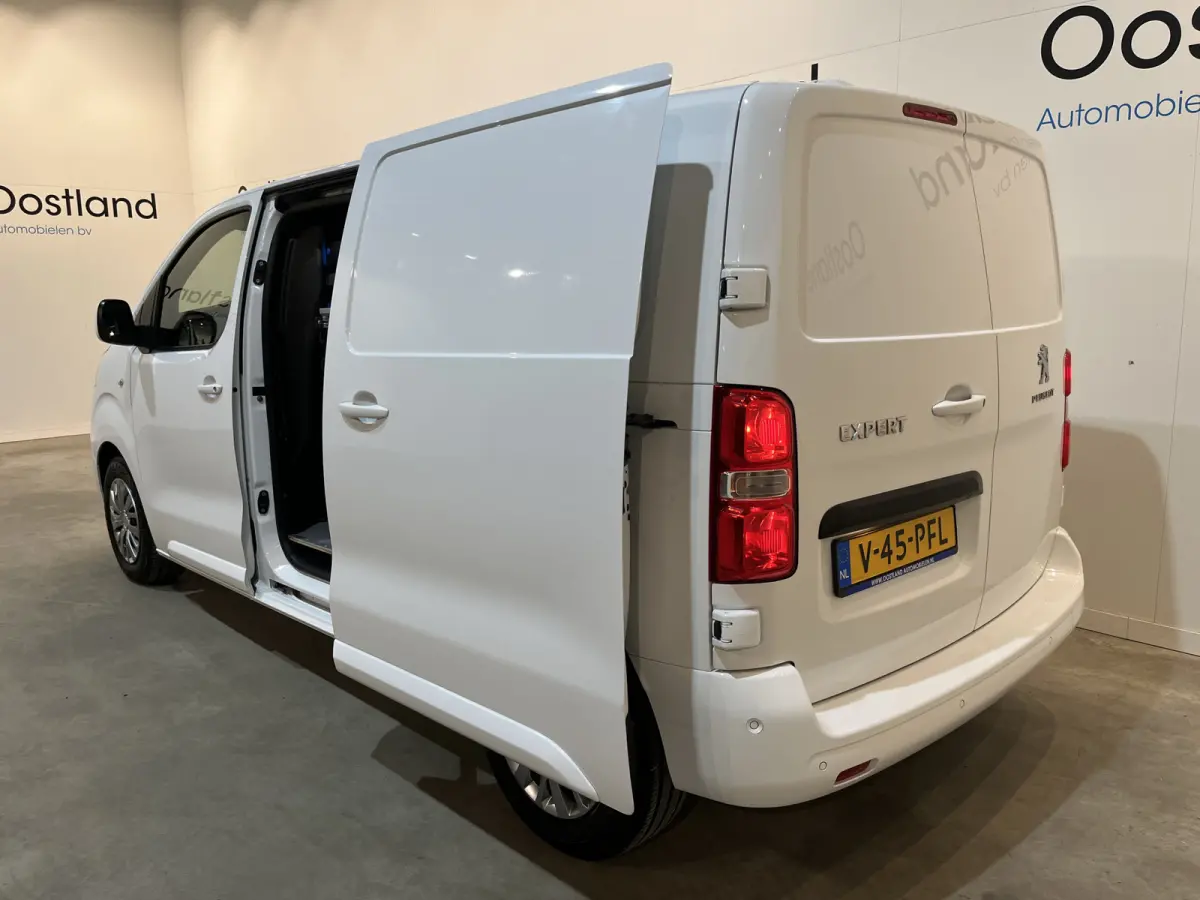 2.0 BlueHDI L2 120 PK Automaat Servicebus / Sortimo Inrichting / Schuifdeur L + R / Euro 6 / Airco / Camera / Cruise Control / CarPlay / 3-Zits